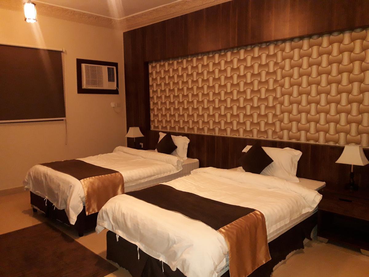 Marina Hotel 雷伊斯 外观 照片