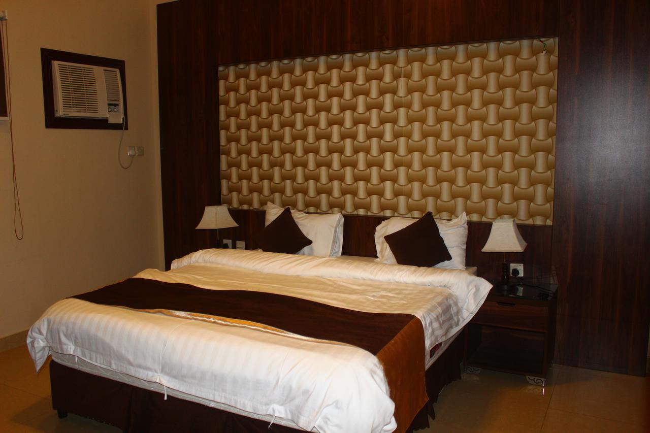 Marina Hotel 雷伊斯 外观 照片